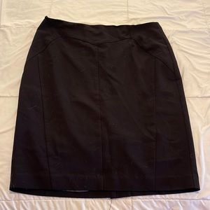 14 Tall black work skirt from Worthington. NWOT 24.5 inches from waist to hem
